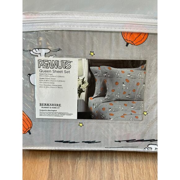 Snoopy Halloween Ghosts & Pumpkins Sheets Queen - Picture 4 of 4